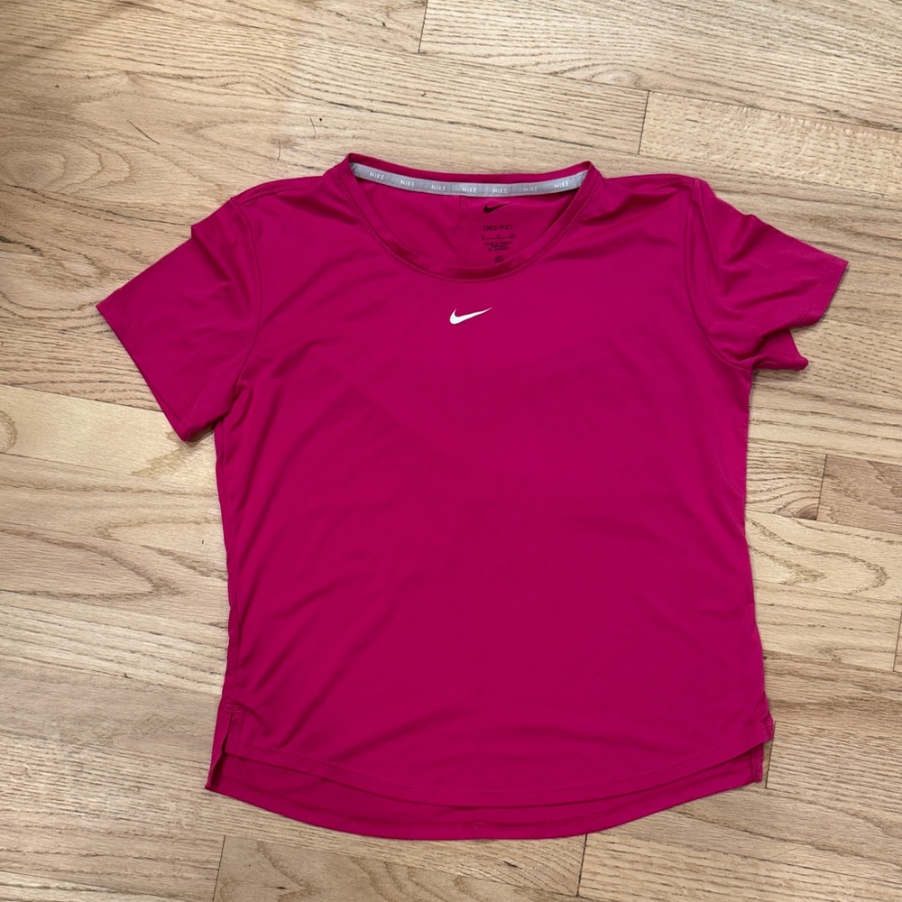 Nike Top Women's Short Sleeve Hot Pink